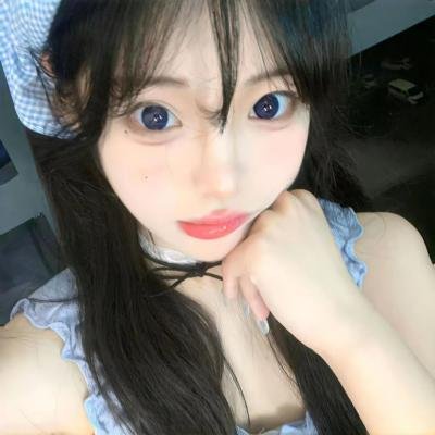热裤荡女